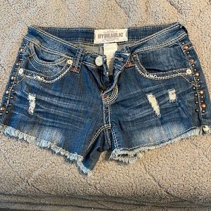 Hydraulic shorts sized 4